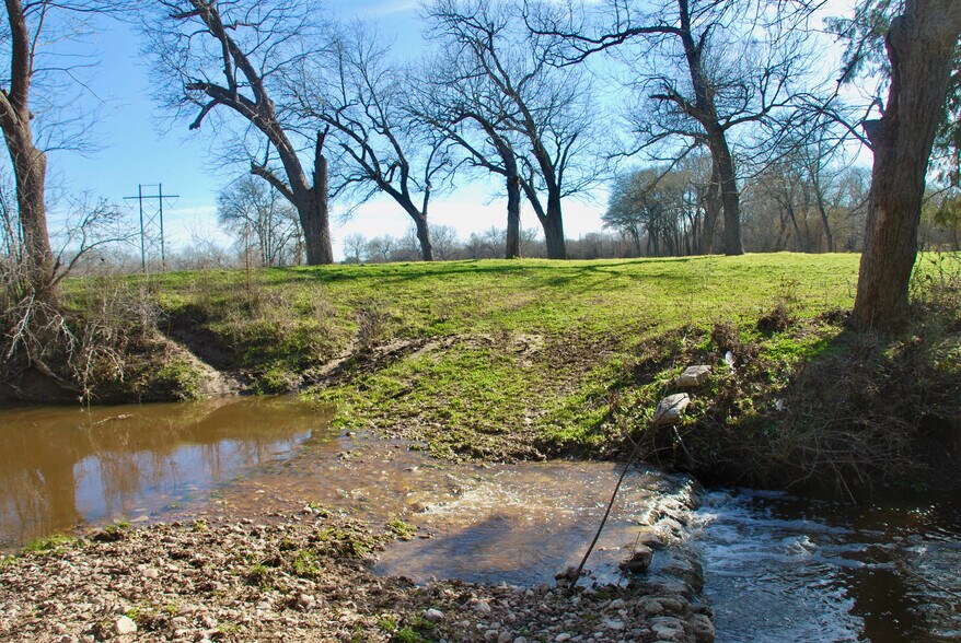 More Photos Of 1000 Old Lytton Springs Rd, Lockhart Land For Sale