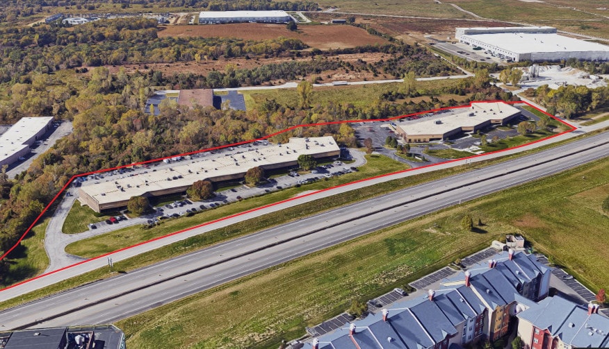 More Photos Of 10300-10306 NW Prairie View Rd, Kansas City Light Manufacturing For Lease
