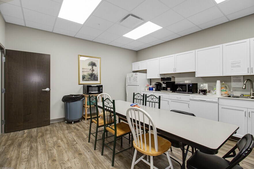 More Photos Of 1255 Tadlock Rd, Murrells Inlet Medical For Lease