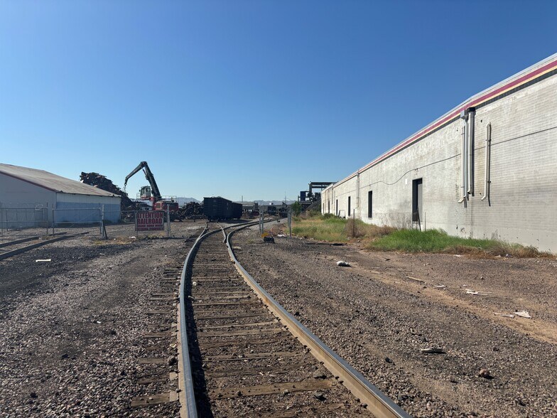 More Photos Of 1911 N 22nd Ave, Phoenix Warehouse For Sale