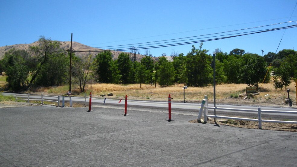 More Photos Of 3700 Lake Isabella Blvd, Bodfish Restaurant For Sale