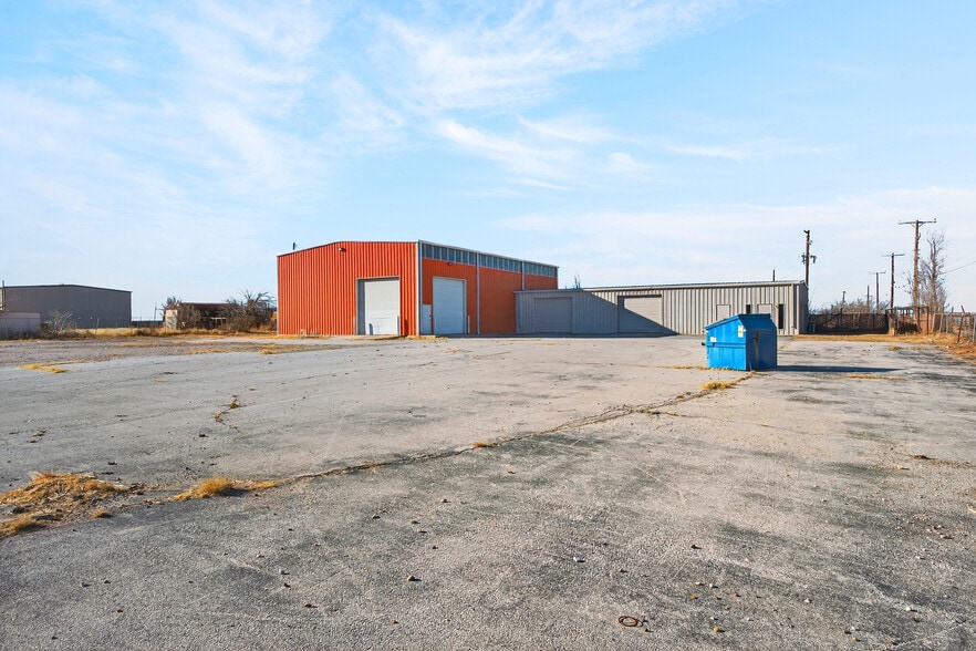 More Photos Of 2716 Judy Ave, Odessa Warehouse For Sale