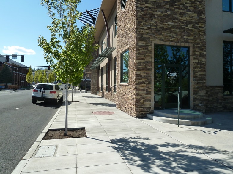 More Photos Of 404-406 Main St, Klamath Falls Storefront Retail Office For Lease