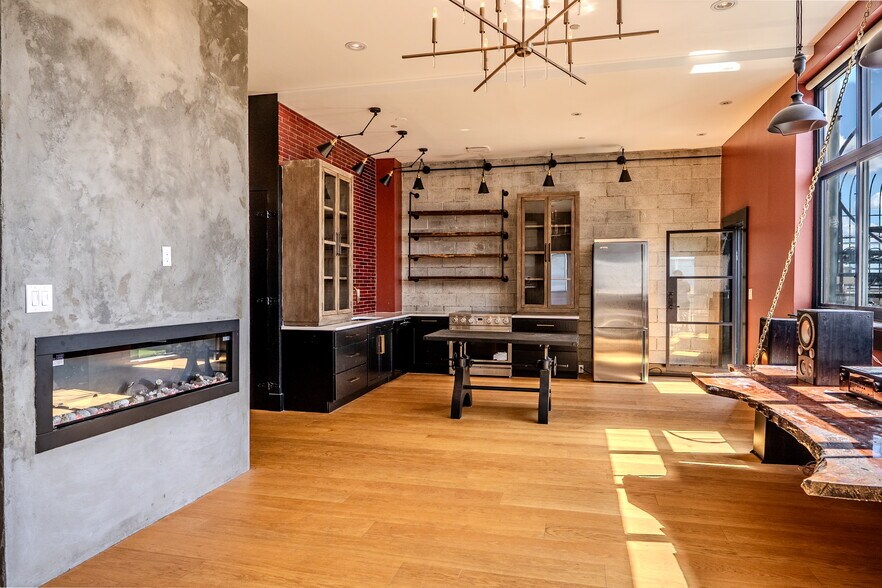 More Photos Of 231 Norman Ave, Brooklyn Apartments For Sale