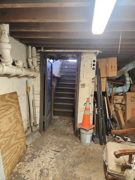 More Photos Of 907 E 51st St, Brooklyn Warehouse For Sale