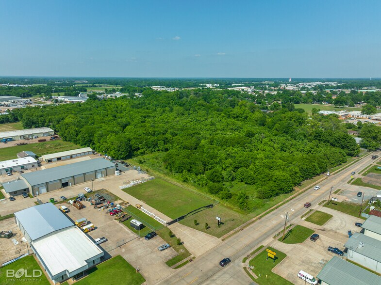 More Photos Of Shed Rd @ Driftwood Drive, Bossier City Land For Sale