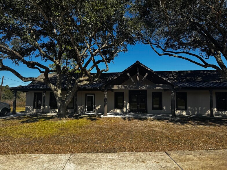 More Photos Of 2533 Roy Rd, Pearland Office For Lease