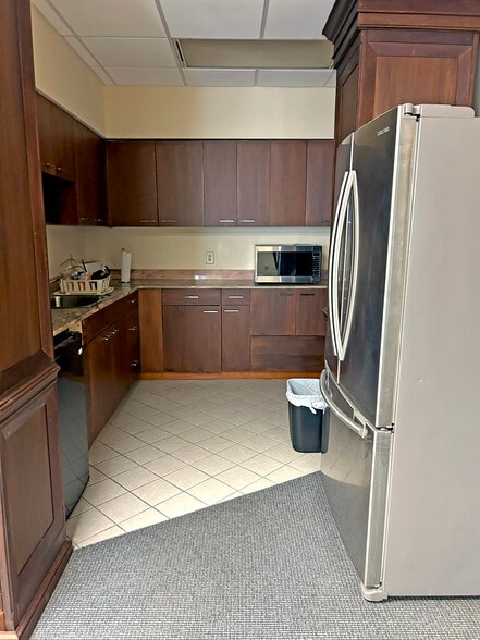 More Photos Of 1422 Burtonwood Dr, Gastonia Office Residential For Lease