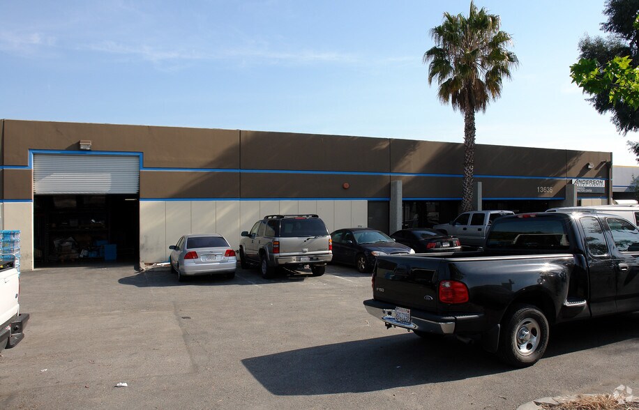 More Photos Of 13635 Gramercy Pl, Gardena Warehouse For Lease