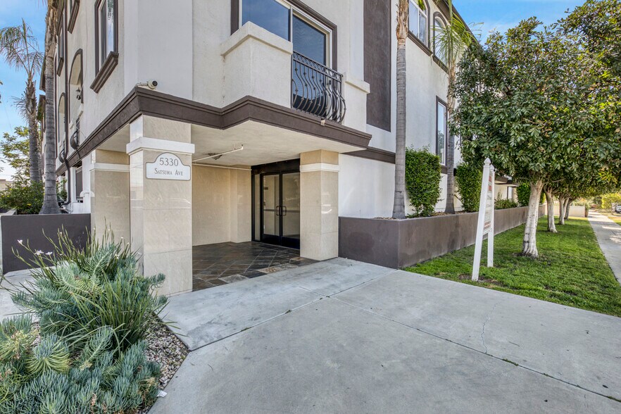 More Photos Of 5330 Satsuma Ave, North Hollywood Apartments For Sale