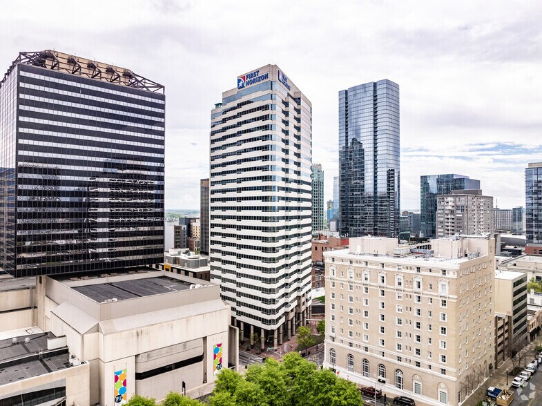 Primary Photo Of 511 Union St, Nashville Office For Lease