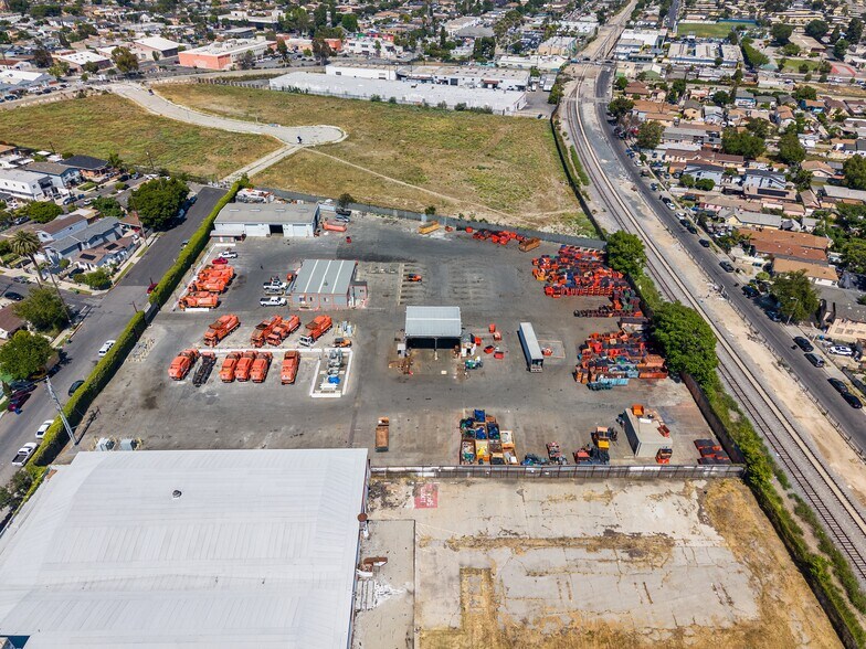 More Photos Of 850 E 111th Pl, Los Angeles Land For Lease