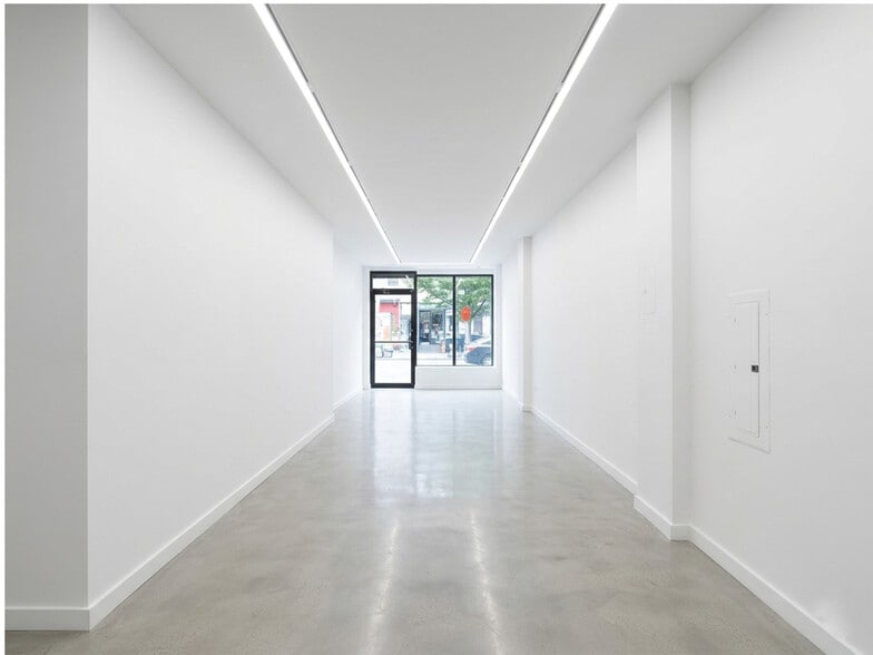 More Photos Of 1012 Manhattan Ave, Brooklyn Storefront Retail Residential For Lease