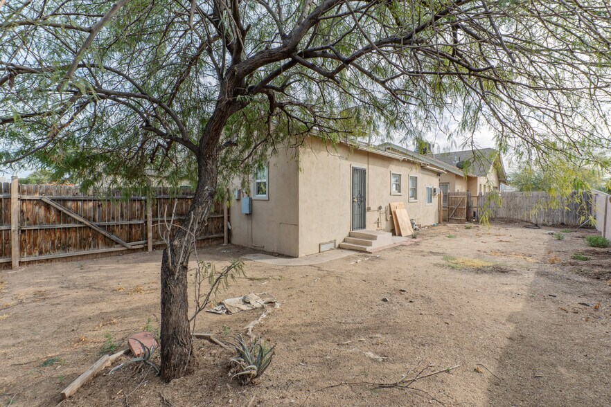 More Photos Of 2032 W Adams St, Phoenix Multifamily For Sale