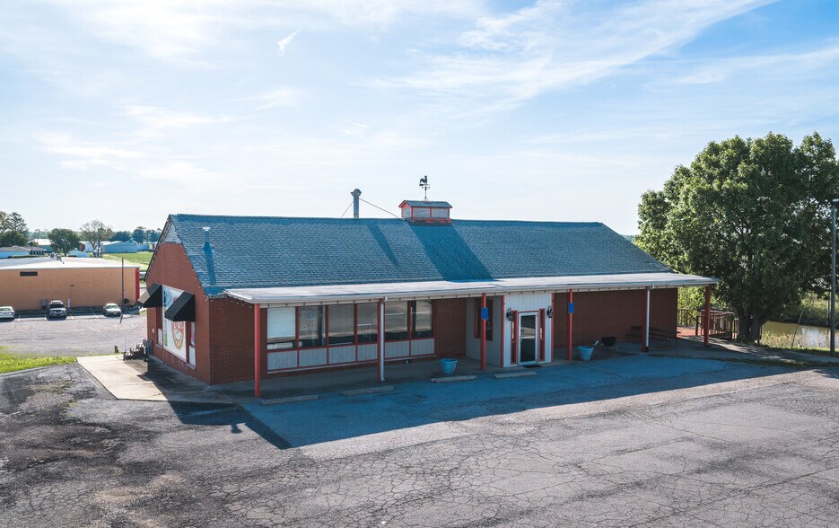 More Photos Of 9180 State Route 140, Hamel Restaurant For Sale