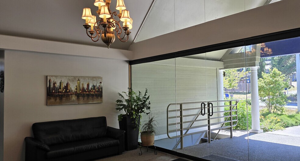 More Photos Of 1808 Richards Rd, Bellevue Office For Lease