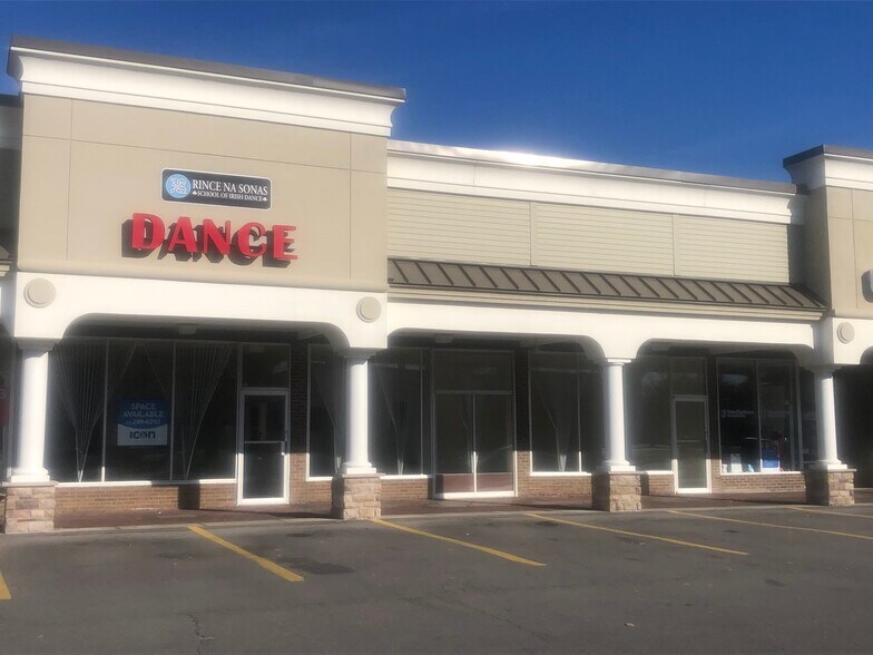 More Photos Of 7608 Oswego Rd, Liverpool Unknown For Lease