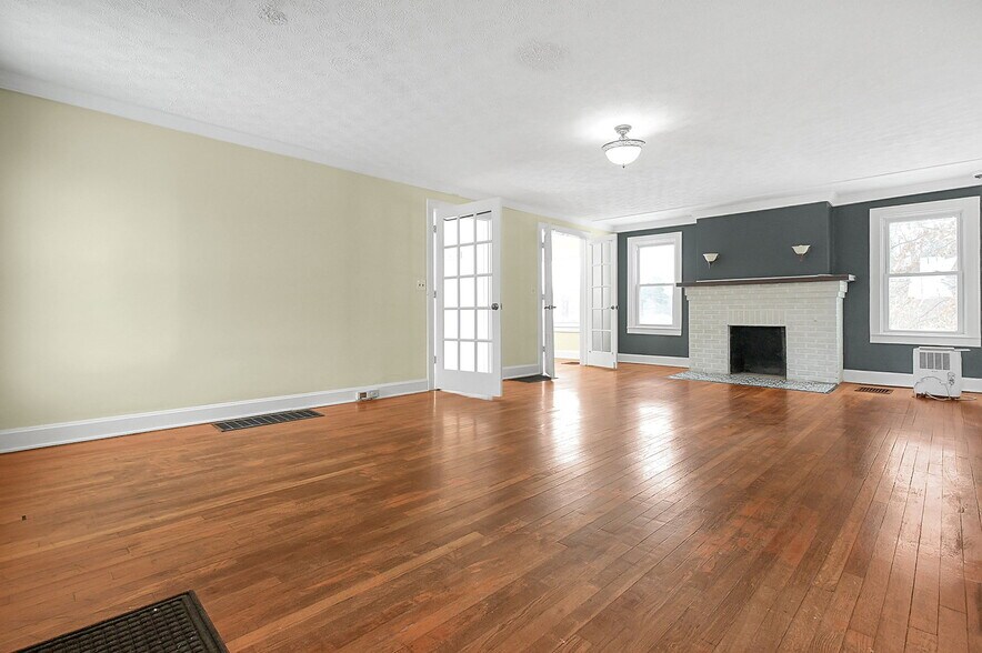 More Photos Of 1805 Columbus Rd, Granville Daycare Center For Sale