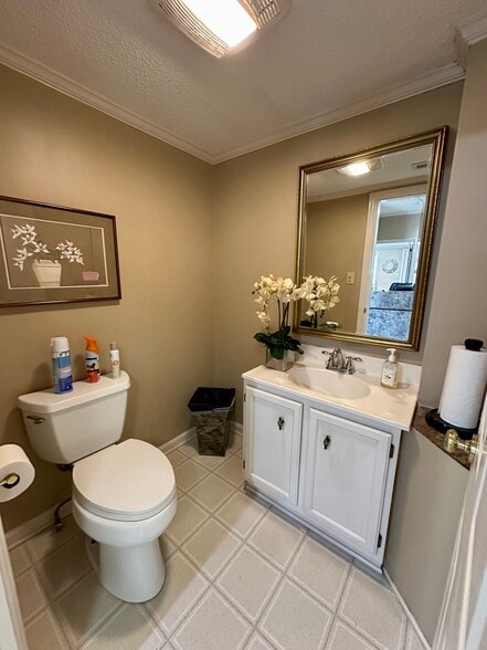 More Photos Of 307 Harvey St, Winston-Salem Freestanding For Sale