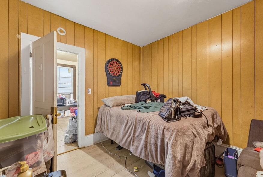 More Photos Of , Milwaukee Multifamily For Sale