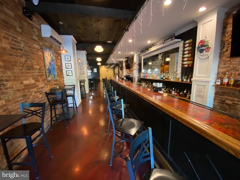 More Photos Of 114-118 N Centre St, Pottsville Bar For Sale