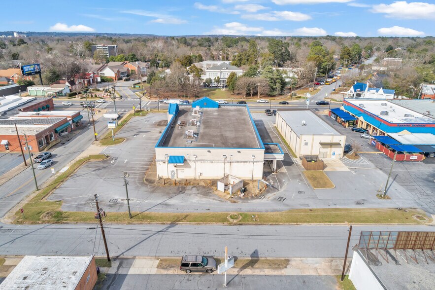 More Photos Of 2300 Wynnton Rd, Columbus Drugstore For Lease