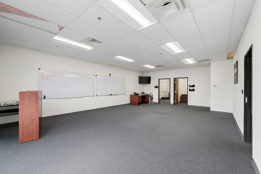 More Photos Of 4855 Joule St, Reno Flex For Lease