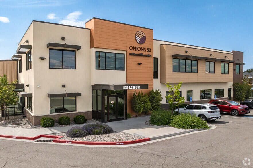 More Photos Of 848 S 2000 W, Syracuse Unknown For Lease