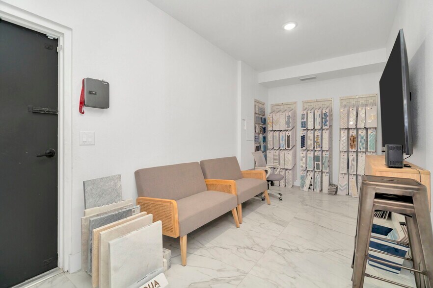 More Photos Of 5401 S Dale Mabry Hwy, Tampa Medical For Sale