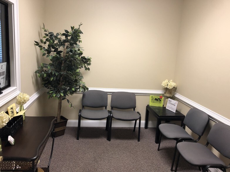 More Photos Of 997 Commerce Dr SW, Conyers Medical For Lease