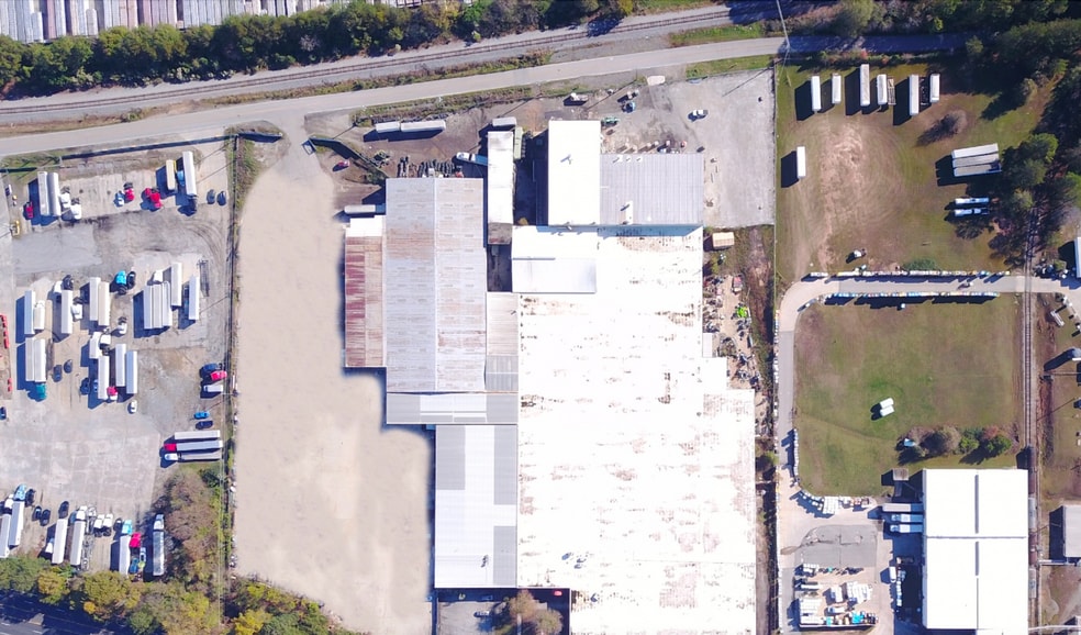 More Photos Of 7468 Old Morrow rd, Jonesboro Warehouse For Lease