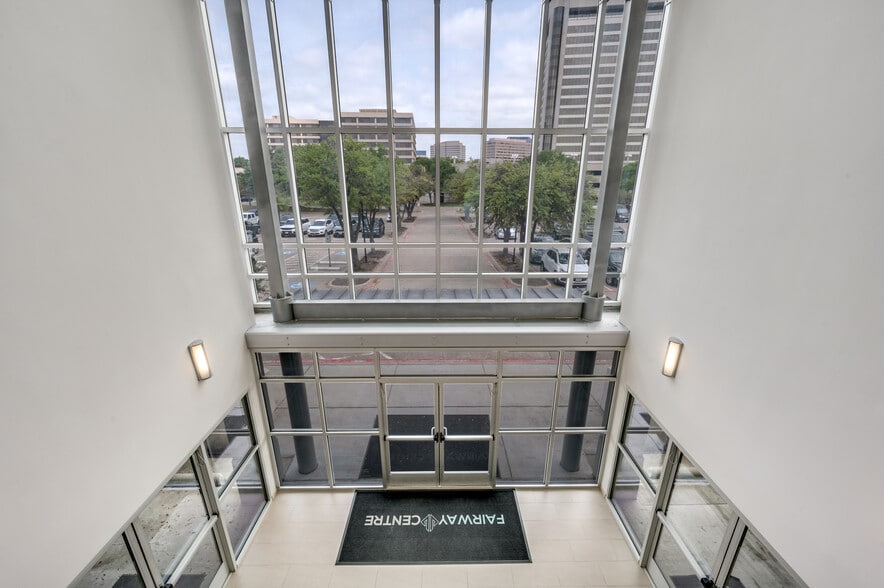 More Photos Of 300 Decker Dr, Irving Office For Lease