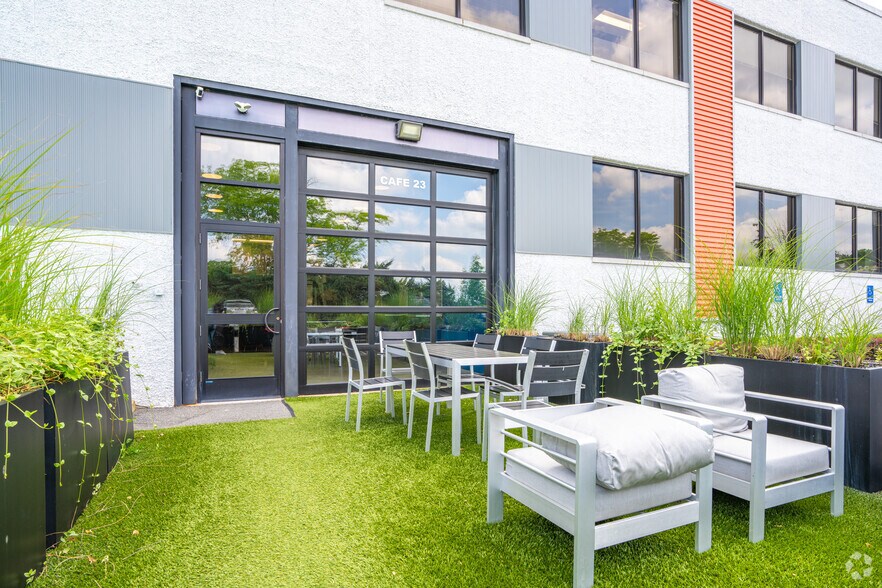More Photos Of 23 Vreeland Rd, Florham Park Coworking Space