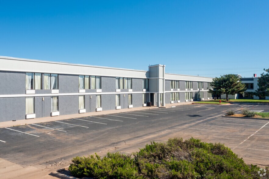 More Photos Of 2101 S Meridian Ave, Oklahoma City Hotel For Sale