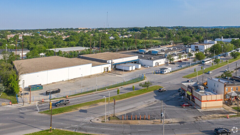 More Photos Of 3701 Southwestern Blvd, Baltimore Distribution For Lease