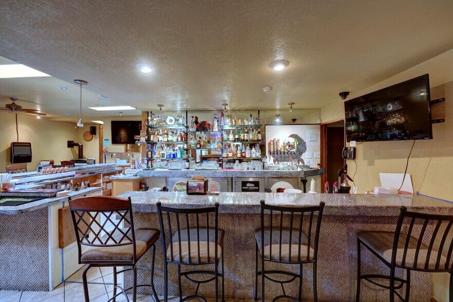 More Photos Of 1917 Pacific Ave, Long Beach Restaurant For Sale