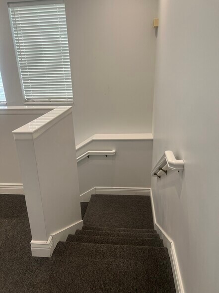 More Photos Of 9537 S 700 E, Sandy Office For Sale