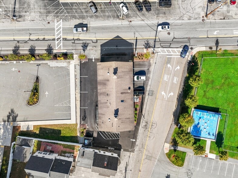 More Photos Of 47 Chelmsford St, Chelmsford Storefront Retail Residential For Sale