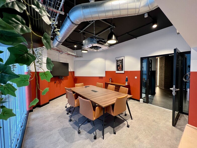 More Photos Of Foundry Poole - The Dolphin, Poole Freestanding For Lease