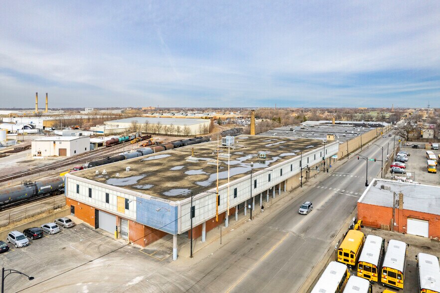 More Photos Of 500 N Pulaski Rd, Chicago Warehouse For Lease