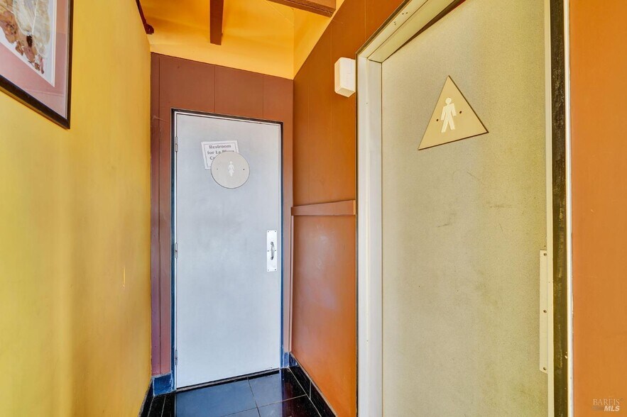 More Photos Of 760 S Main St, Fort Bragg Restaurant For Sale