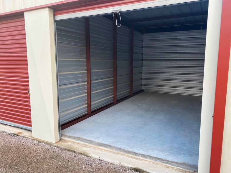 More Photos Of 105 Burnet Hills Dr, Burnet Self Storage For Sale
