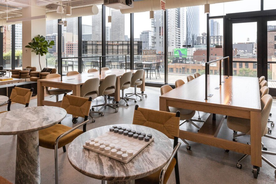 More Photos Of 167 N Green St, Chicago Coworking Space