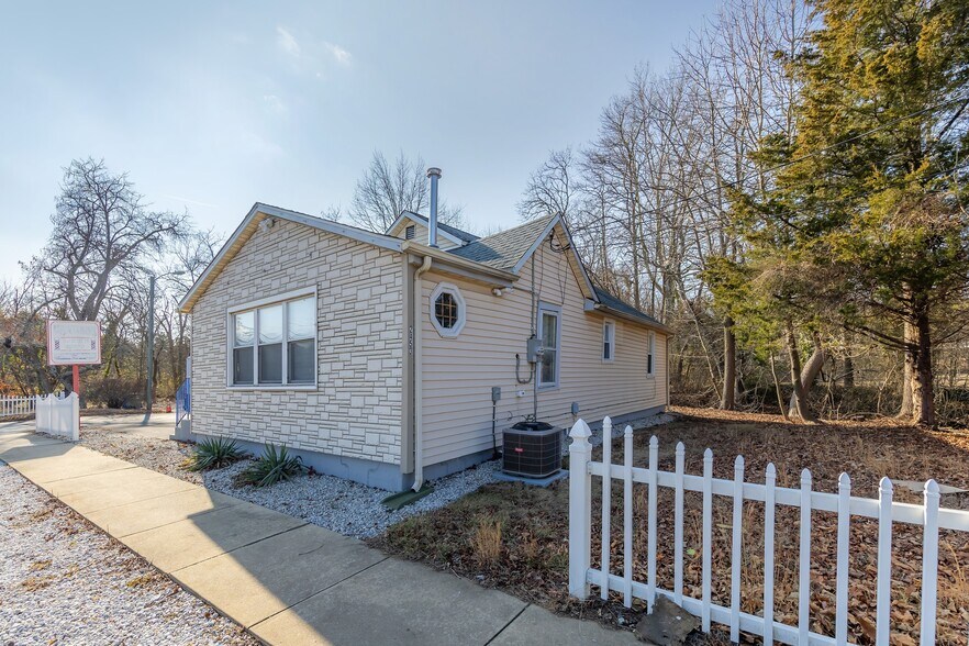 More Photos Of 2453 Delsea Dr, Franklinville Office For Sale