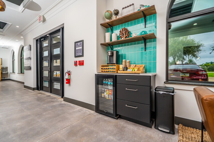 More Photos Of 223 N Causeway, New Smyrna Beach Medical For Sale