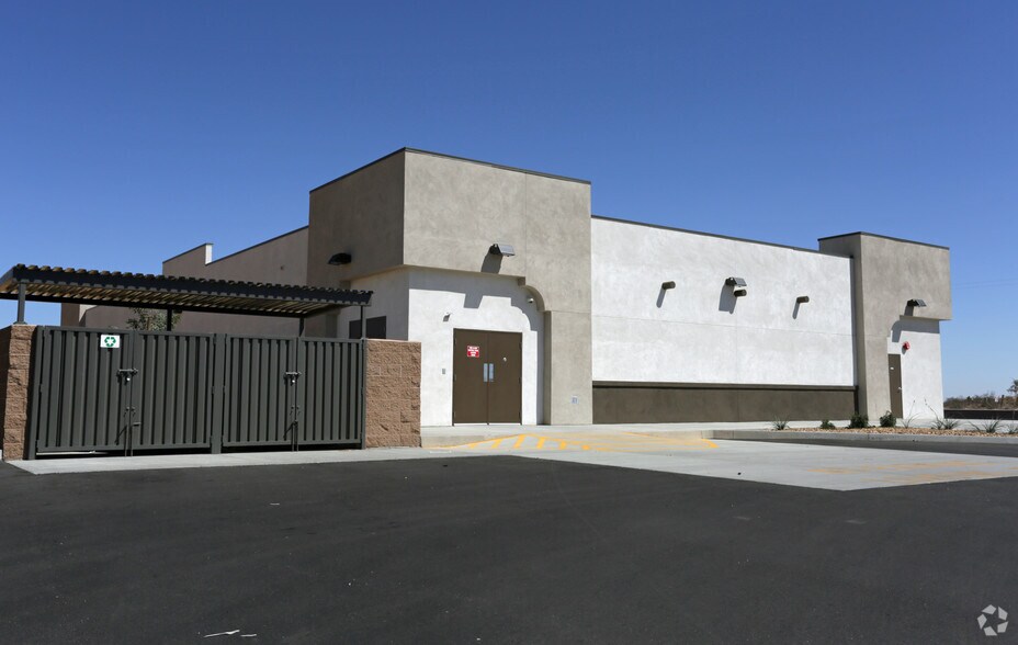 More Photos Of 1058 Old Woman Springs Rd, Yucca Valley Freestanding For Sale