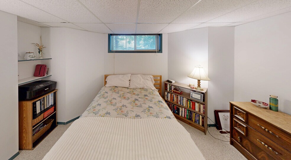 More Photos Of 10941 81 Av NW, Edmonton Dormitory For Sale