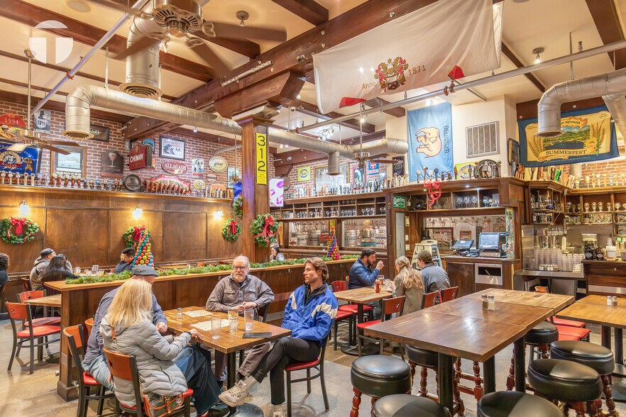 More Photos Of 1409 R St, Sacramento Storefront Retail Residential For Sale