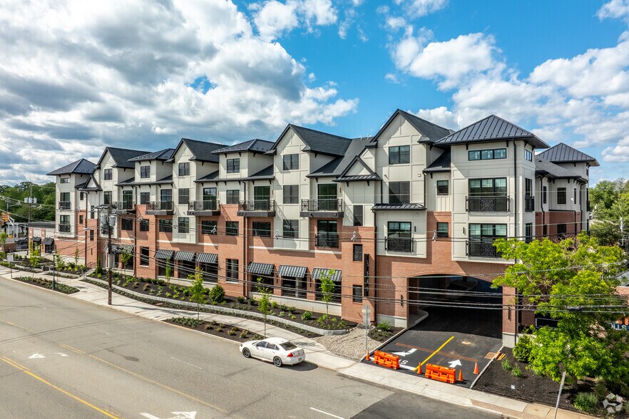 More Photos Of 545 S Livingston Ave, Livingston Apartments For Lease