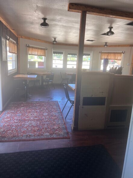 More Photos Of 930 S F St, Lakeview Restaurant For Sale